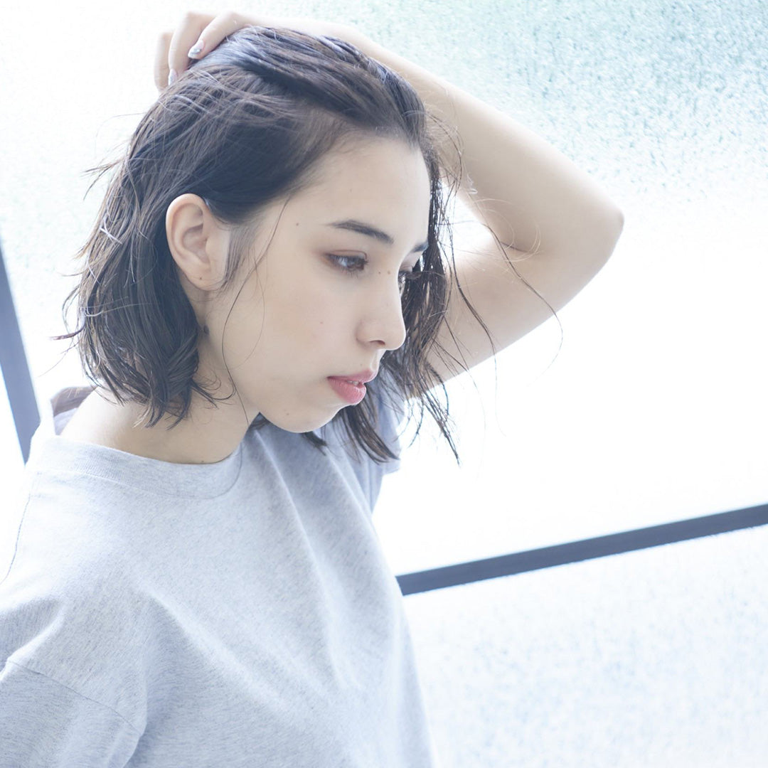 枝毛になる6つの原因とは?枝毛の種類やケア・予防方法も解説